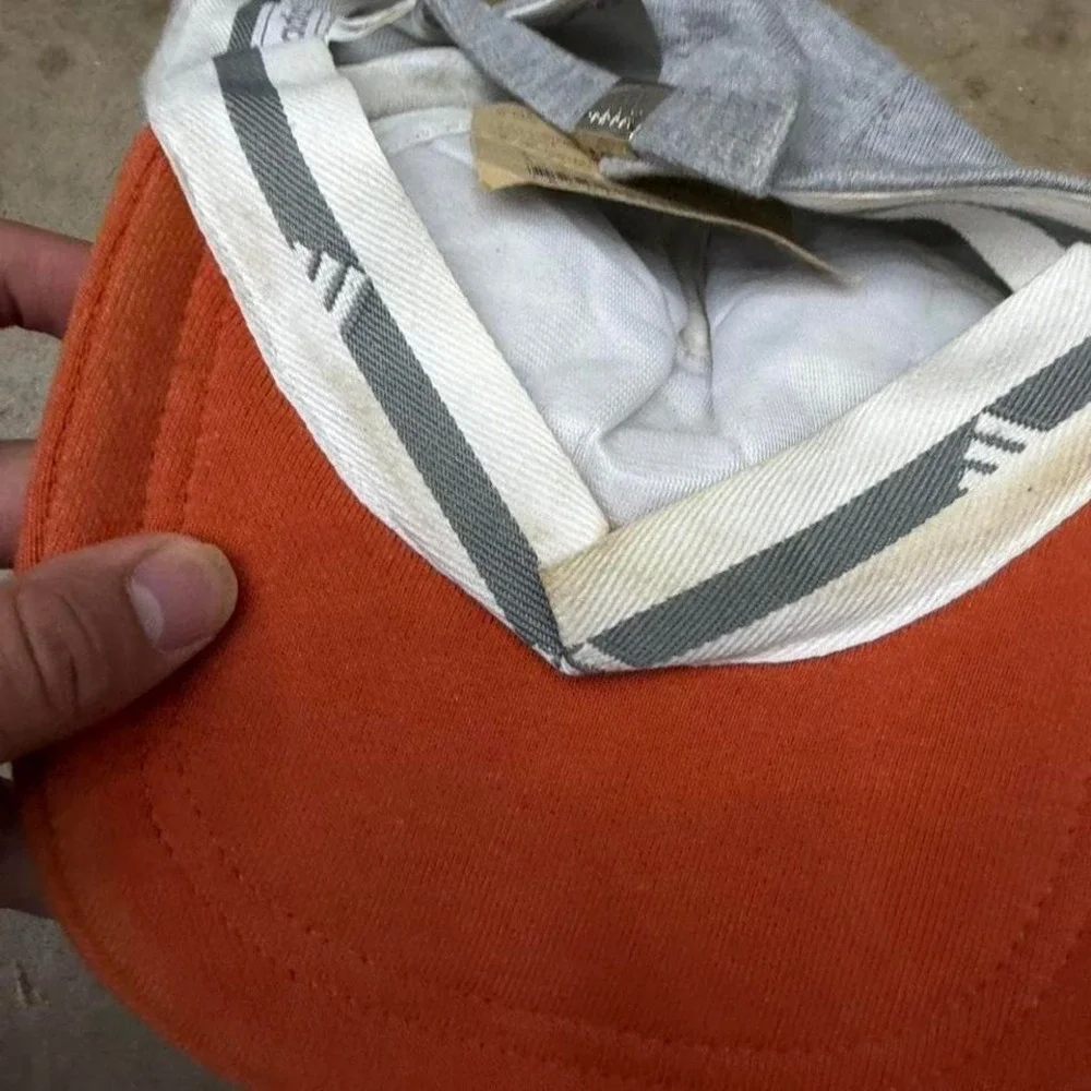 vintage Adidas grey/orange performance-driven baseball cap